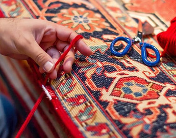 خدمات تخصصی و حرفه ای رفوی فرش در قالیشویی بلوار الغدیر قم